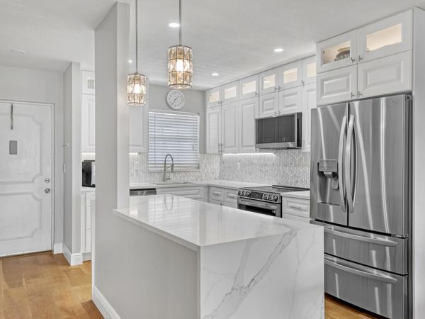 1030 SUGAR SANDS Boulevard, Unit 372, Singer Island, FL 33404