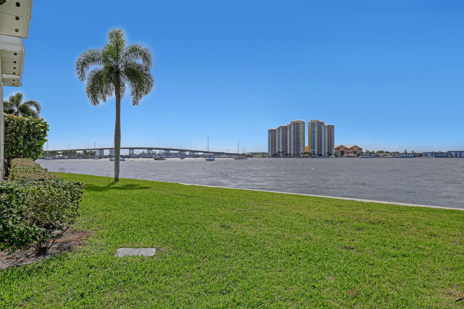 1030 Sugar Sands Boulevard, Unit 372, Singer Island, FL 33404 Photo