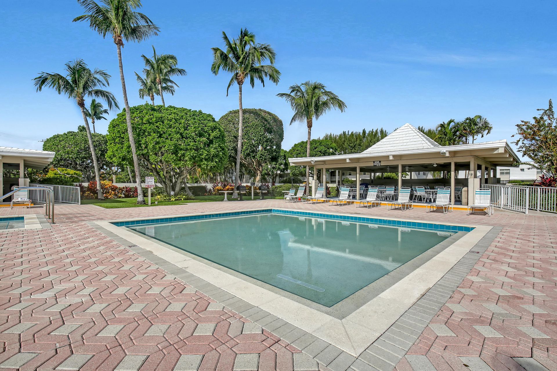1030 Sugar Sands Boulevard, Unit 372, Singer Island, FL 33404 Photo