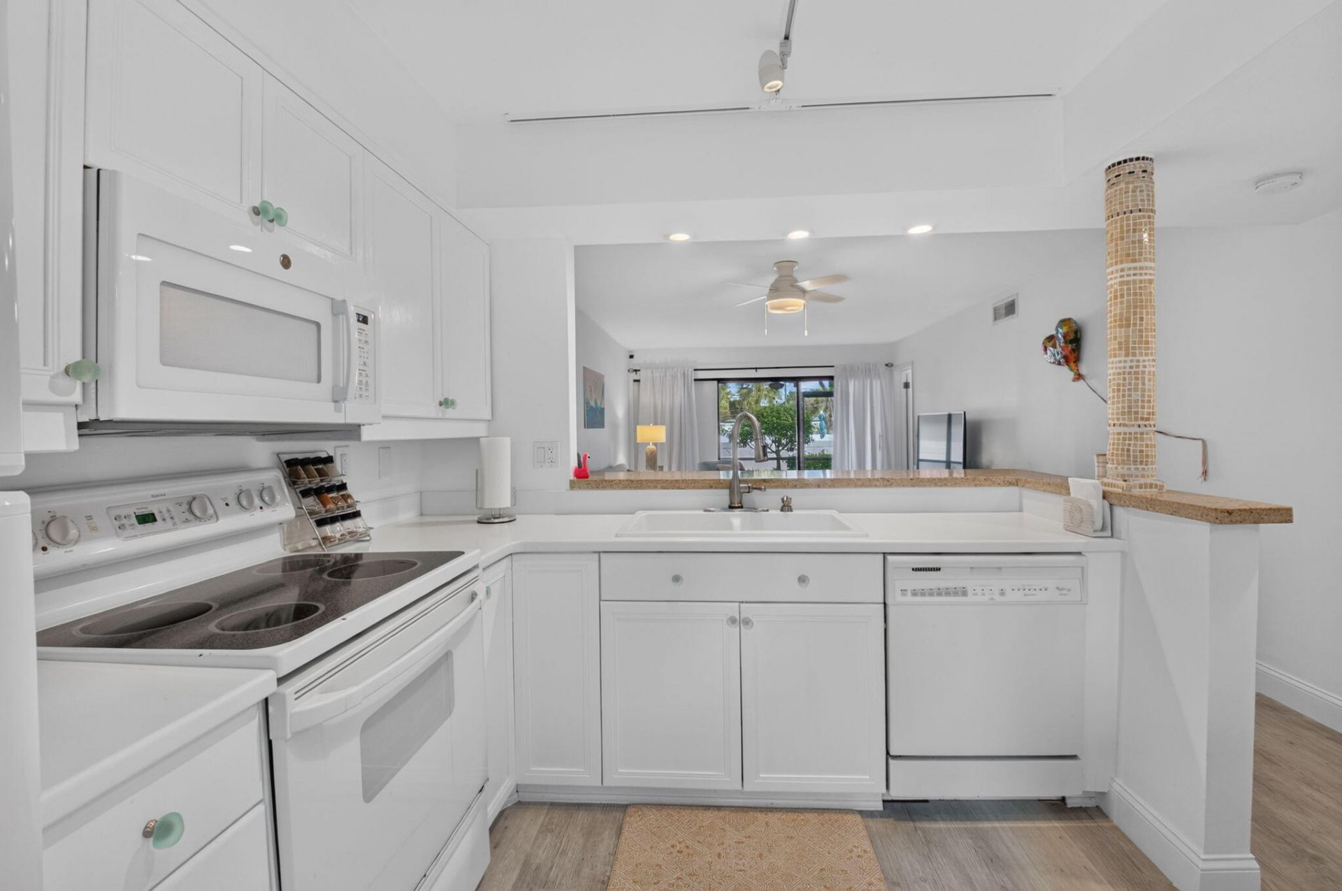 55 Tropic Isle Drive, Unit 33D, Delray Beach, FL 33483 Photo