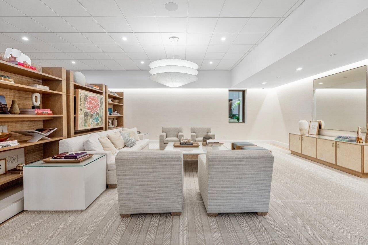 2 N Breakers Row, Unit N PH4, Palm Beach, FL 33480 Photo