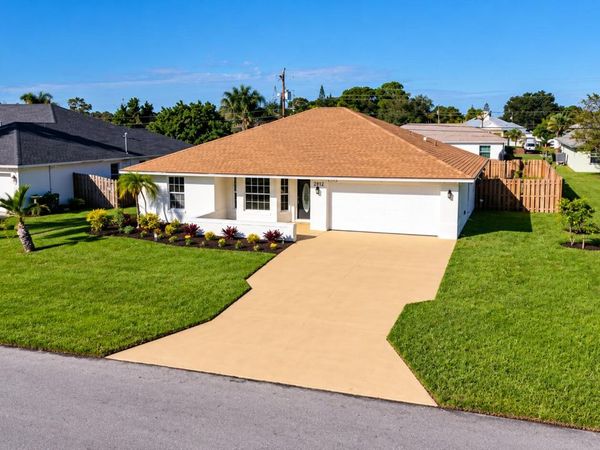 2912 SW ROSETTA Street, Port St. Lucie, FL 34953