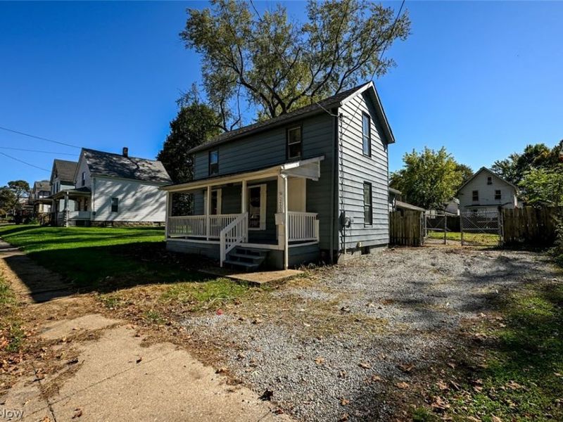 260 E York Street, Akron, OH 44310 Photo 2