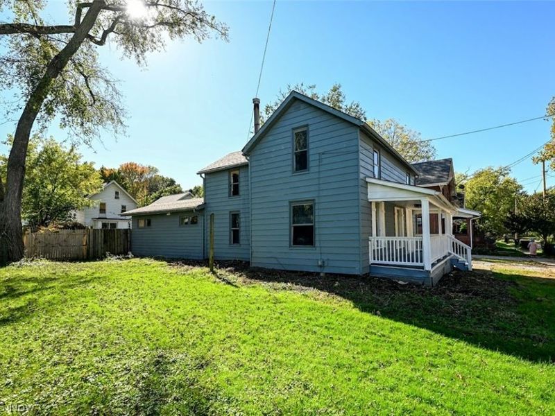 260 E York Street, Akron, OH 44310 Photo 4