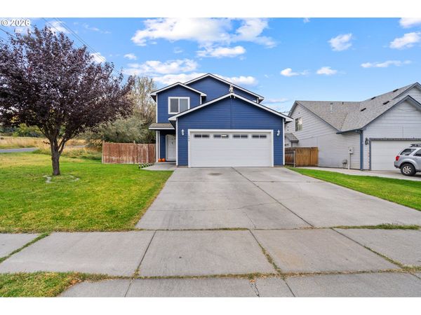 1596 E MAIN ST, Hermiston, OR 97838