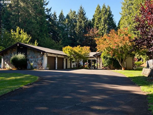 79046 BLACKS DR, Cottage Grove, OR 97424