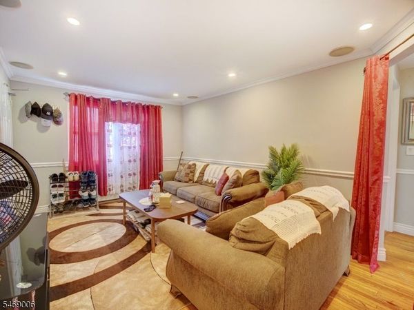 20 A Carolyn Terrace, Roselle, NJ 07203