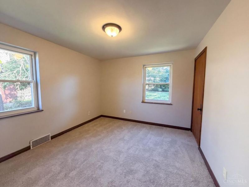 966 Oakland Avenue, Cincinnati, OH 45205 Photo 13