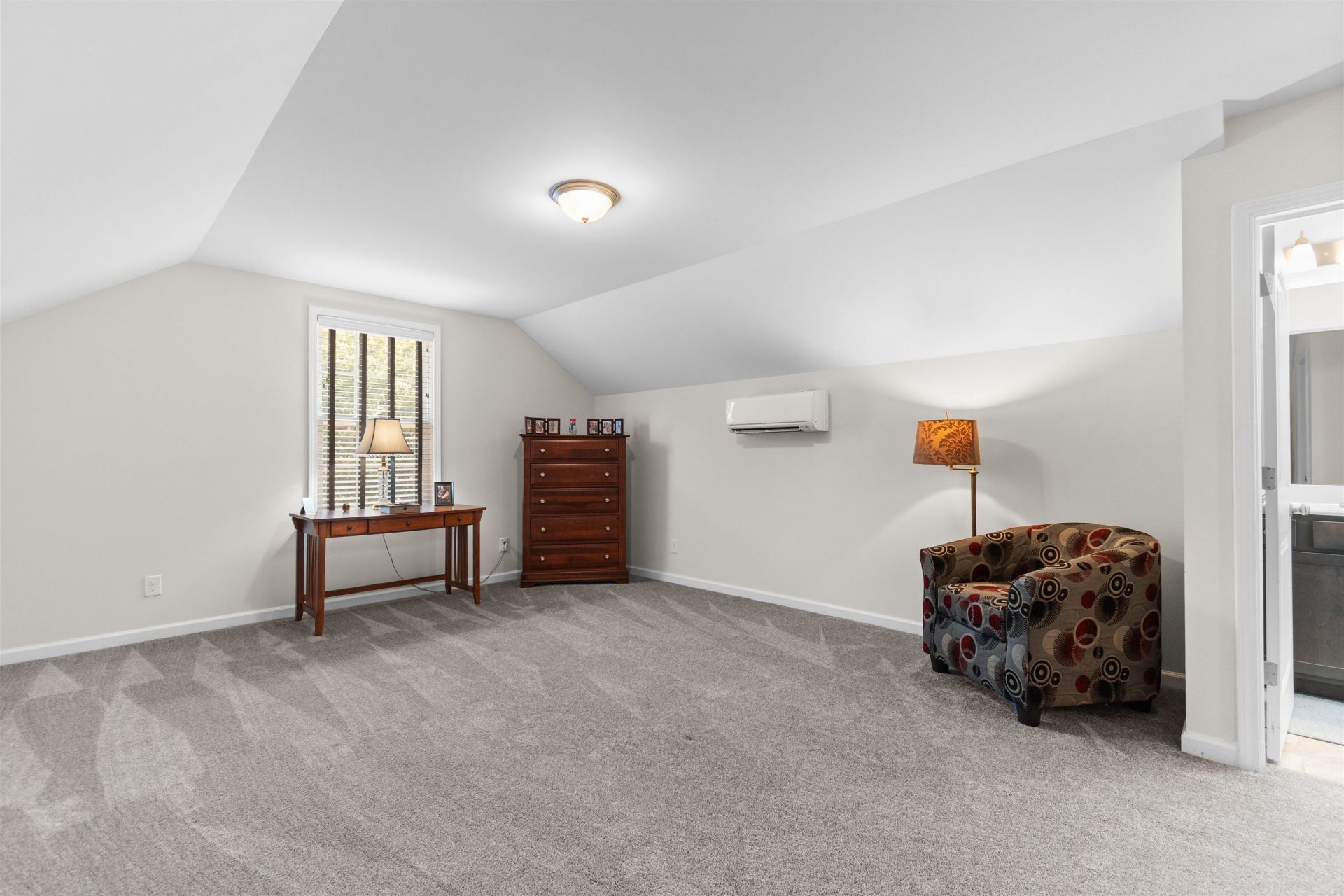 527 Charlton Blvd. Photo 26