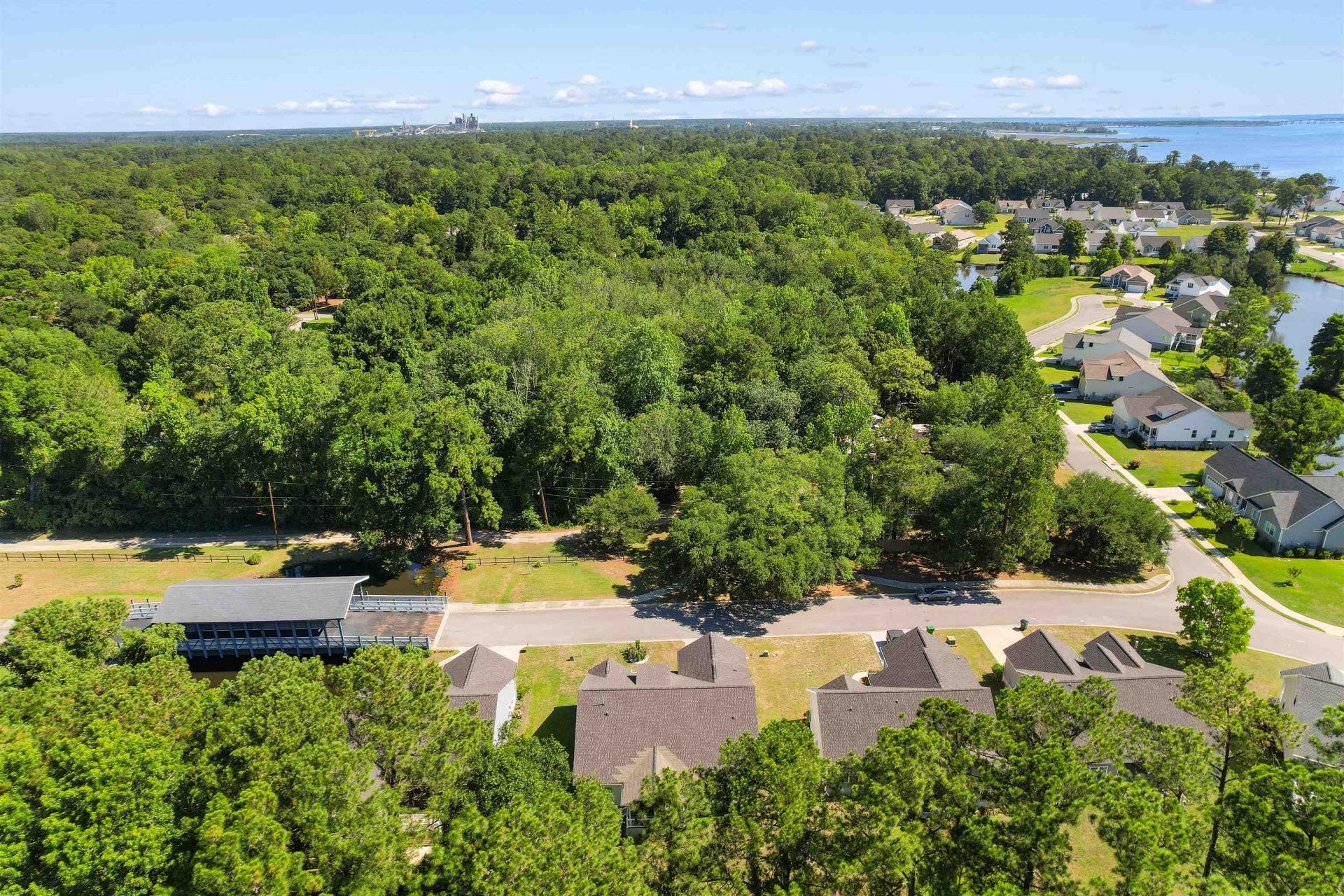 527 Charlton Blvd. Photo 47