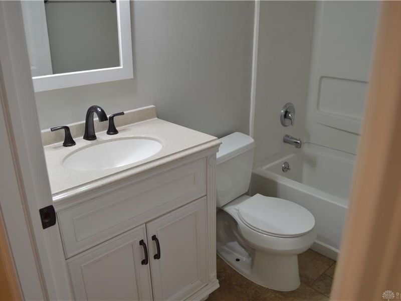 8494 Woodgrove Drive, Washington Township, OH 45458 Photo 9
