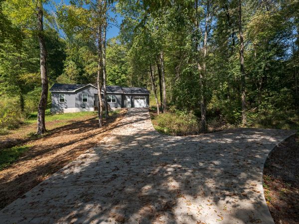 7607 Dayton Pike , Hixson, TN 37343