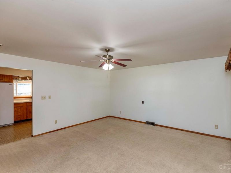 92 Michigan Avenue, Wilmington, OH 45177 Photo 3