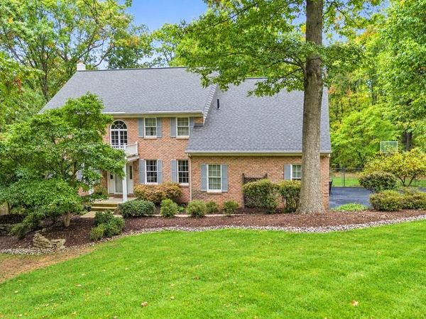30 FAWN DRIVE, SHILLINGTON, PA 19607