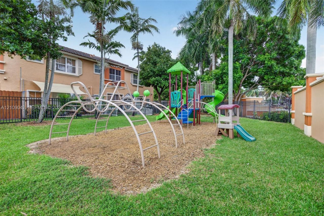 2657 SW 121st Ter , Unit 703, Miramar, FL 33025 Photo