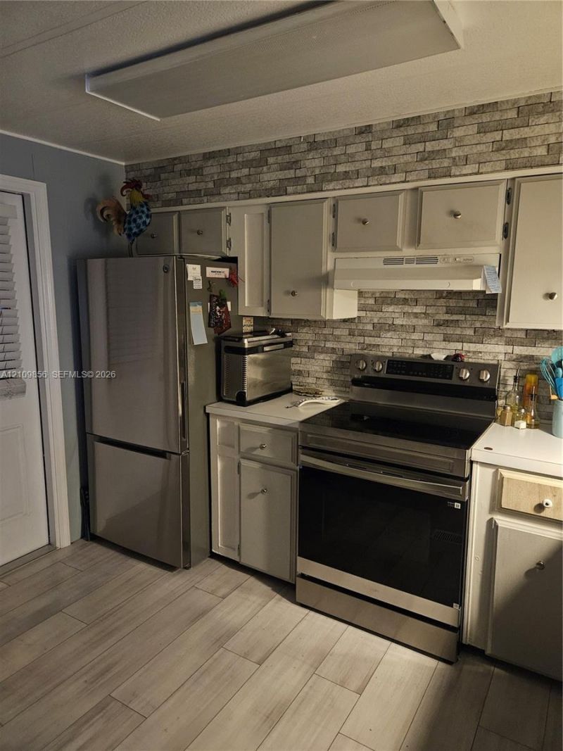 8 La Mesa , Port Saint Lucie, FL 34952 Photo