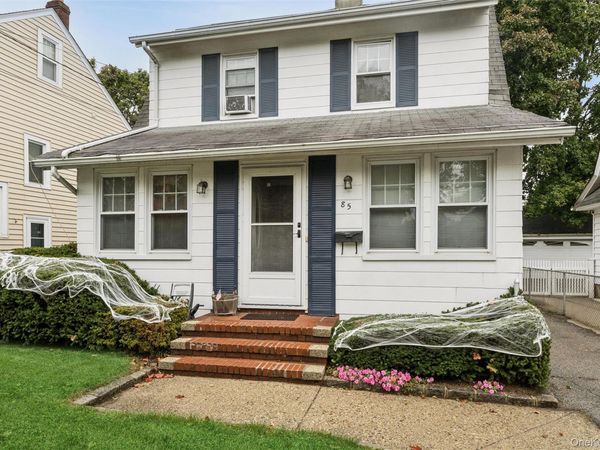85 Magnolia Avenue , Floral Park, NY 11001