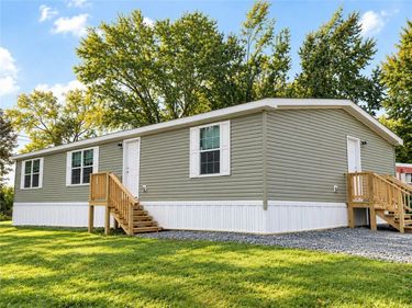 71 Lored Drive, Farmington, NY 14425