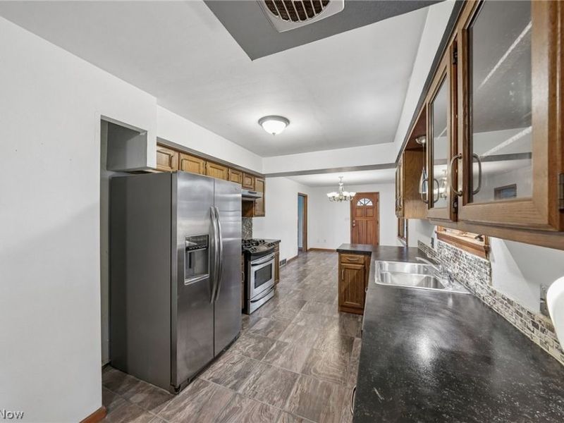 1409 W 40th Street, Lorain, OH 44053 Photo 14