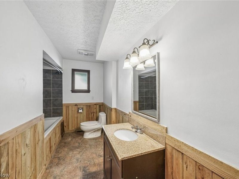 1409 W 40th Street, Lorain, OH 44053 Photo 15