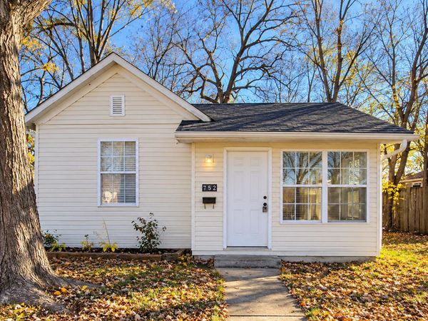 752 S Newton Avenue , Springfield, MO 65806