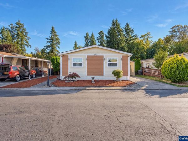 12450 SW Fisher Rd, Tigard, OR 97224