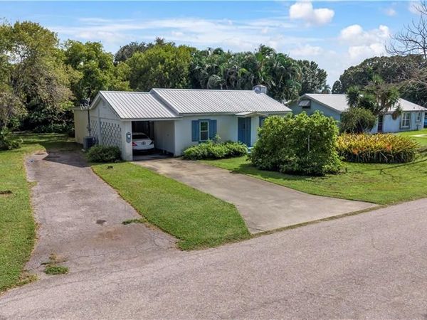 426 W Crescent DR , CLEWISTON, FL 33440