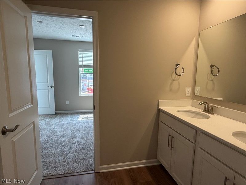940-4 Memory Lane , Aurora, OH 44202 Photo 14