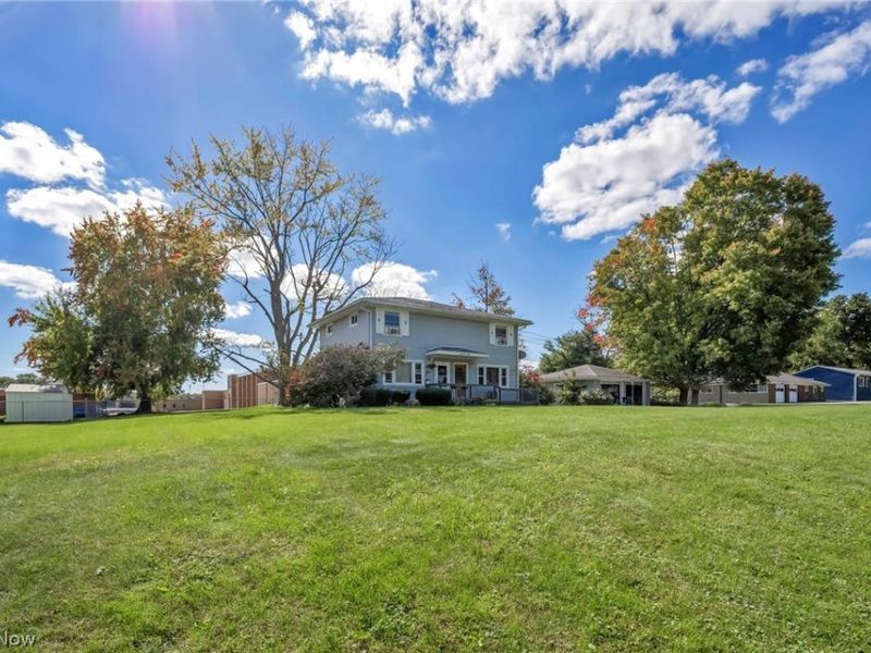 3208 Pleasant Drive, Norton, OH 44203 Photo 2