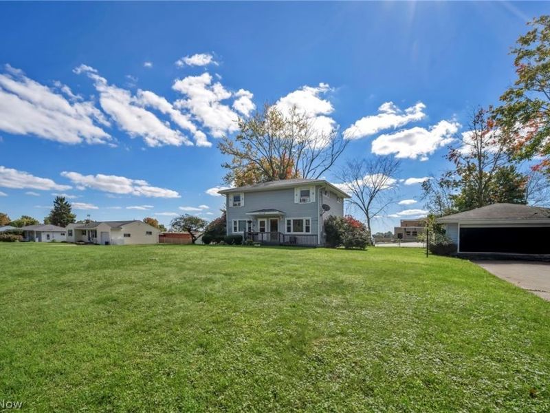 3208 Pleasant Drive, Norton, OH 44203 Photo 3