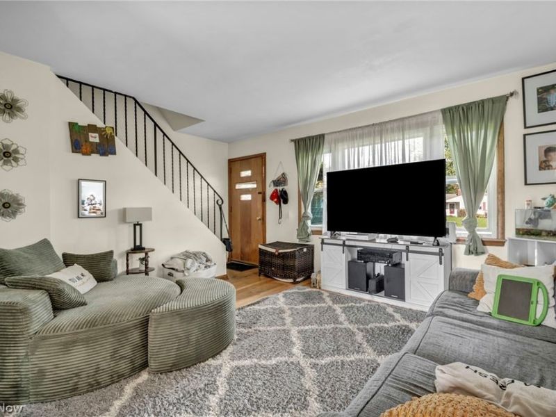 3208 Pleasant Drive, Norton, OH 44203 Photo 6