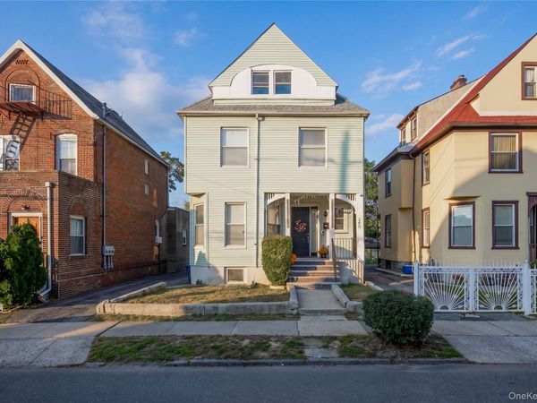 240 S 10th Avenue , Mount Vernon, NY 10550