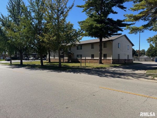 151 & 155 S Durkin Drive, Springfield, IL 62704