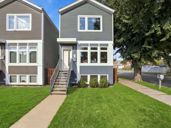 5200 W Eddy Street , Chicago, IL 60641