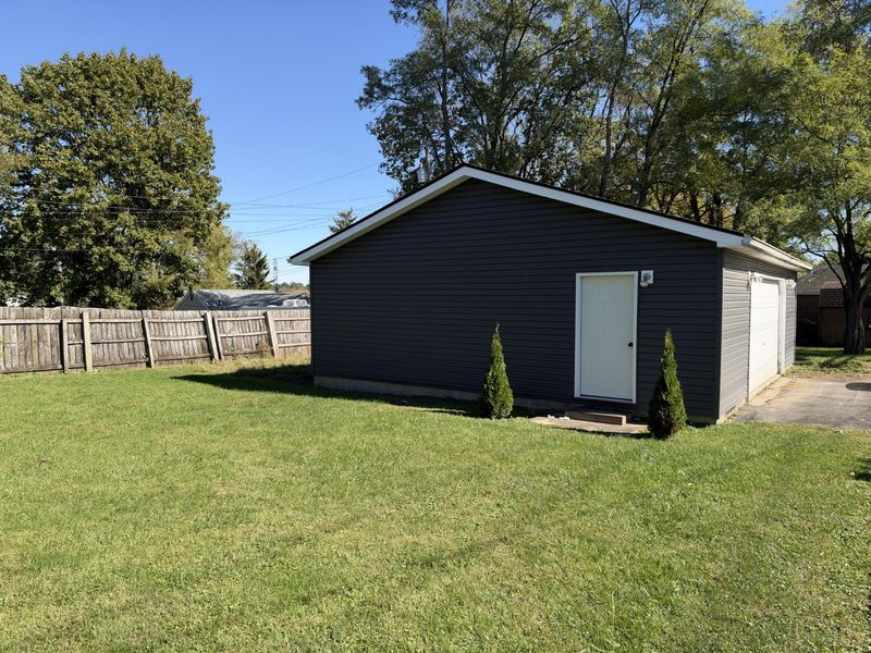113 N Springfield Street, Saint Paris, OH 43072 Photo 3