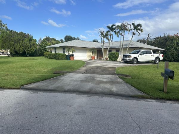 1781 SE CANORA Road, Port St. Lucie, FL 34952