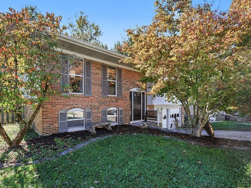 420 Westgate Drive, Cleves, OH 45002 Photo 3