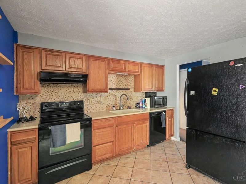 420 Westgate Drive, Cleves, OH 45002 Photo 7