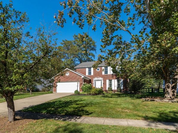 10040 Fox Chase Drive, Loveland, OH 45140