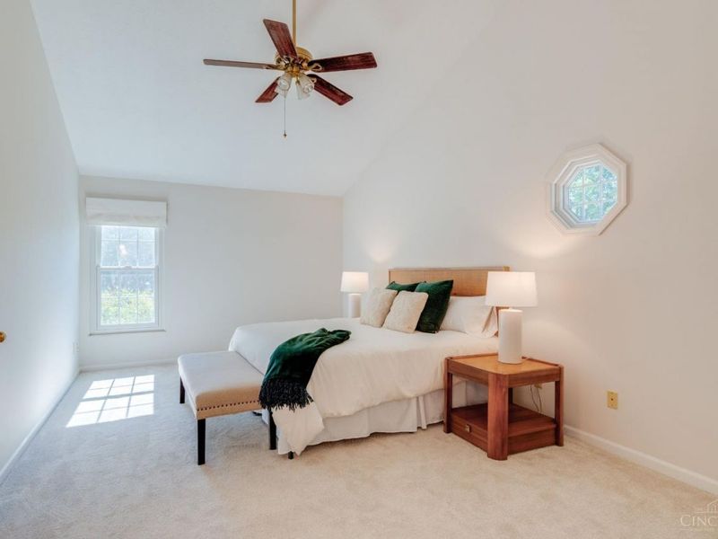 10040 Fox Chase Drive, Loveland, OH 45140 Photo 24