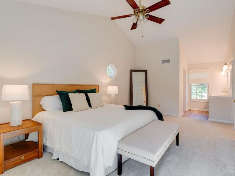 10040 Fox Chase Drive, Loveland, OH 45140 Photo 25