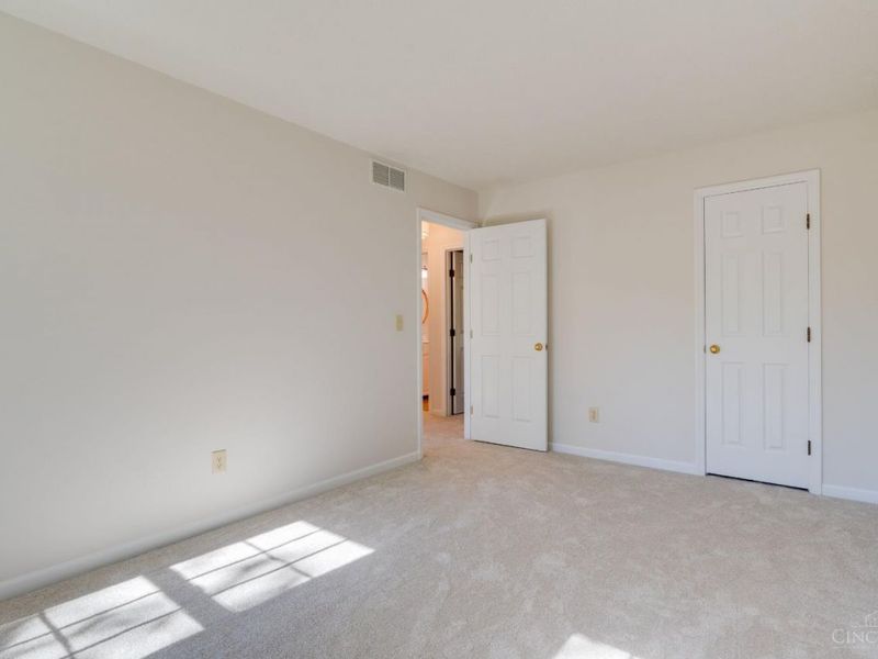 10040 Fox Chase Drive, Loveland, OH 45140 Photo 34