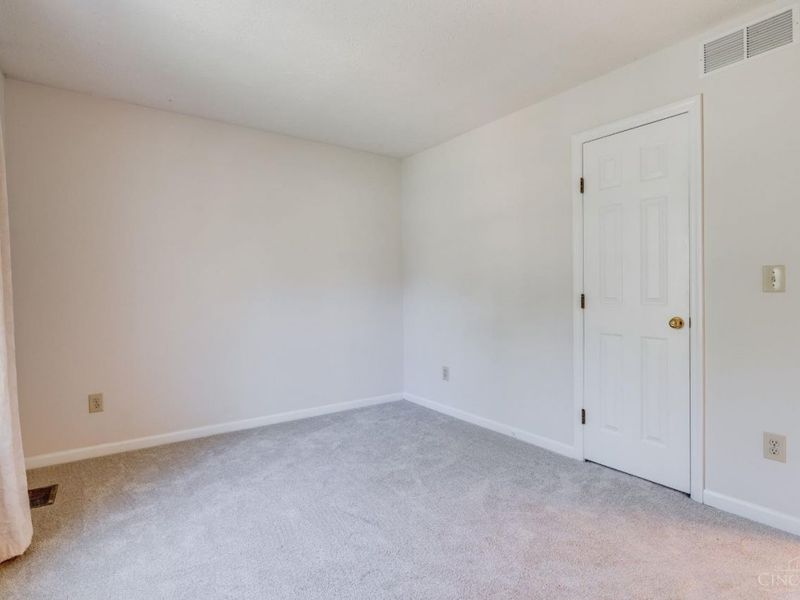 10040 Fox Chase Drive, Loveland, OH 45140 Photo 37