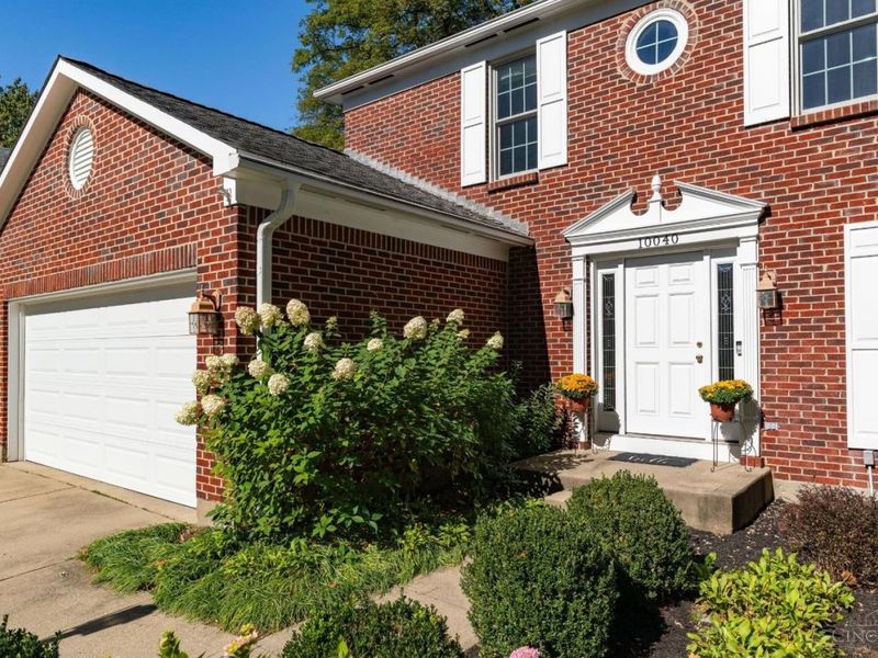 10040 Fox Chase Drive, Loveland, OH 45140 Photo 7