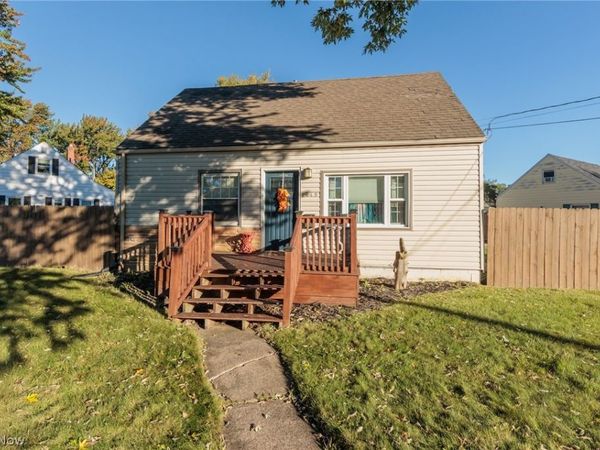 2449 E 38th Street , Lorain, OH 44055