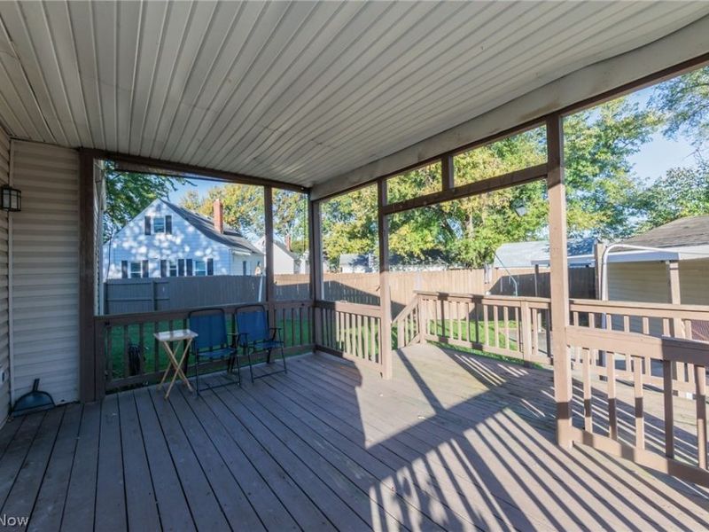 2449 E 38th Street, Lorain, OH 44055 Photo 39