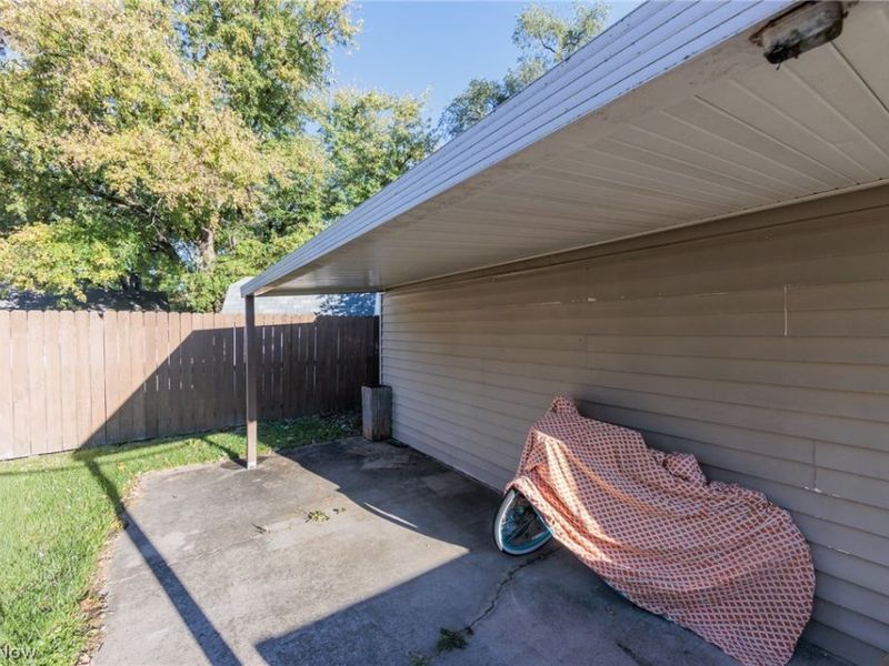 2449 E 38th Street, Lorain, OH 44055 Photo 43