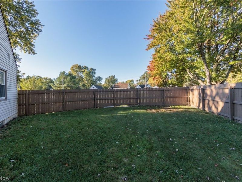 2449 E 38th Street, Lorain, OH 44055 Photo 45