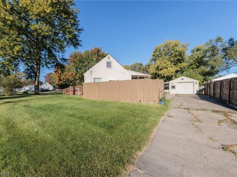 2449 E 38th Street, Lorain, OH 44055 Photo 47