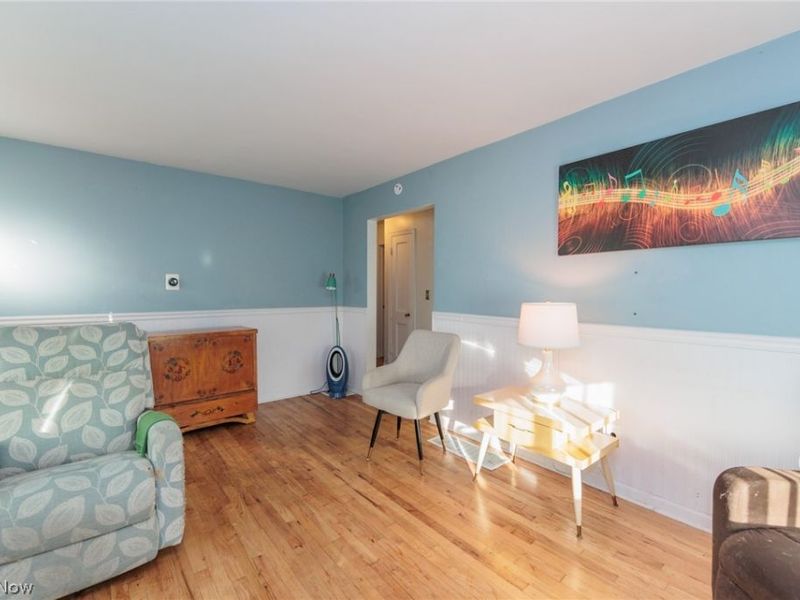 2449 E 38th Street, Lorain, OH 44055 Photo 5
